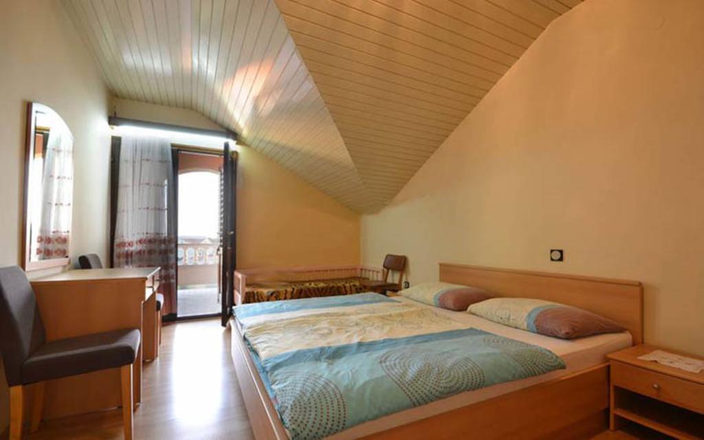 Villa Daniela Brodarica  Luaran gambar