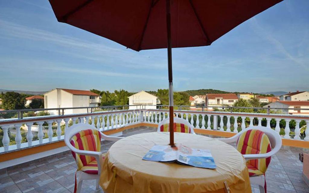 Villa Daniela Brodarica  Bilik gambar