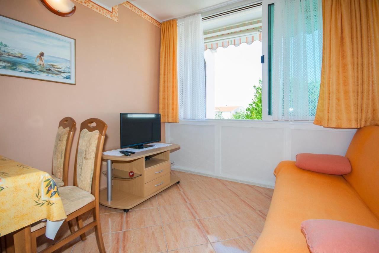 Villa Daniela Brodarica  Luaran gambar